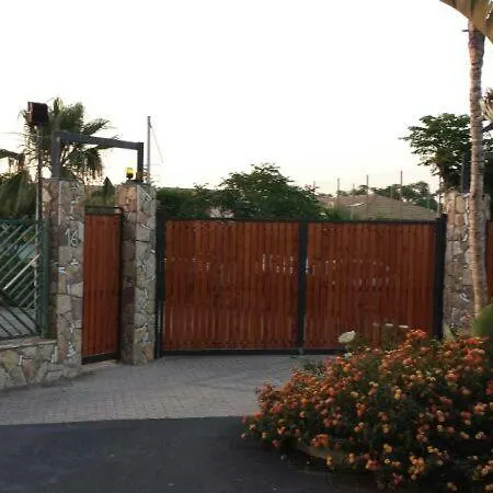 L' Angolo Del Leone Apartament *